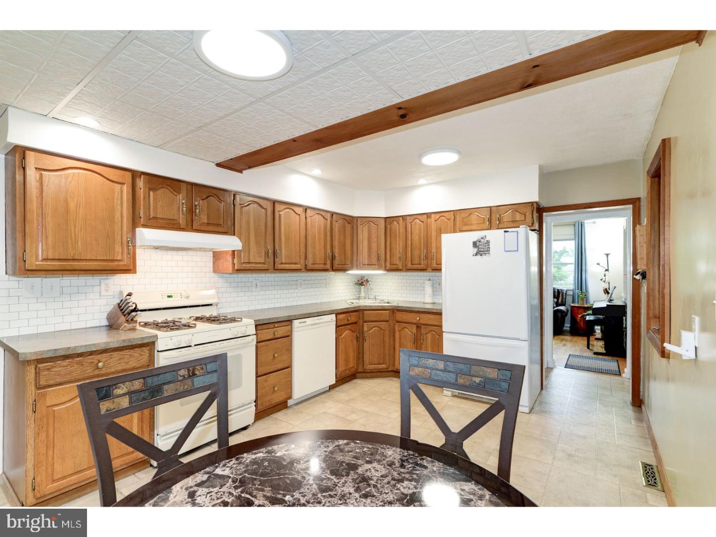110 Cornell Road Glassboro, NJ 08028 - Photo 6 of 25 Kitchen