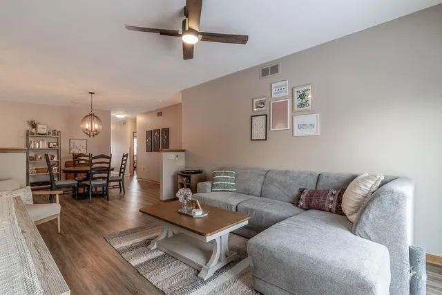 $249,900 | 2056 Pratt Circle, St. Peter, MN 56082