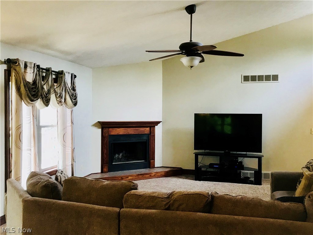7807 Chaffee Road Northfield, OH 44067 - Photo 7 of 31