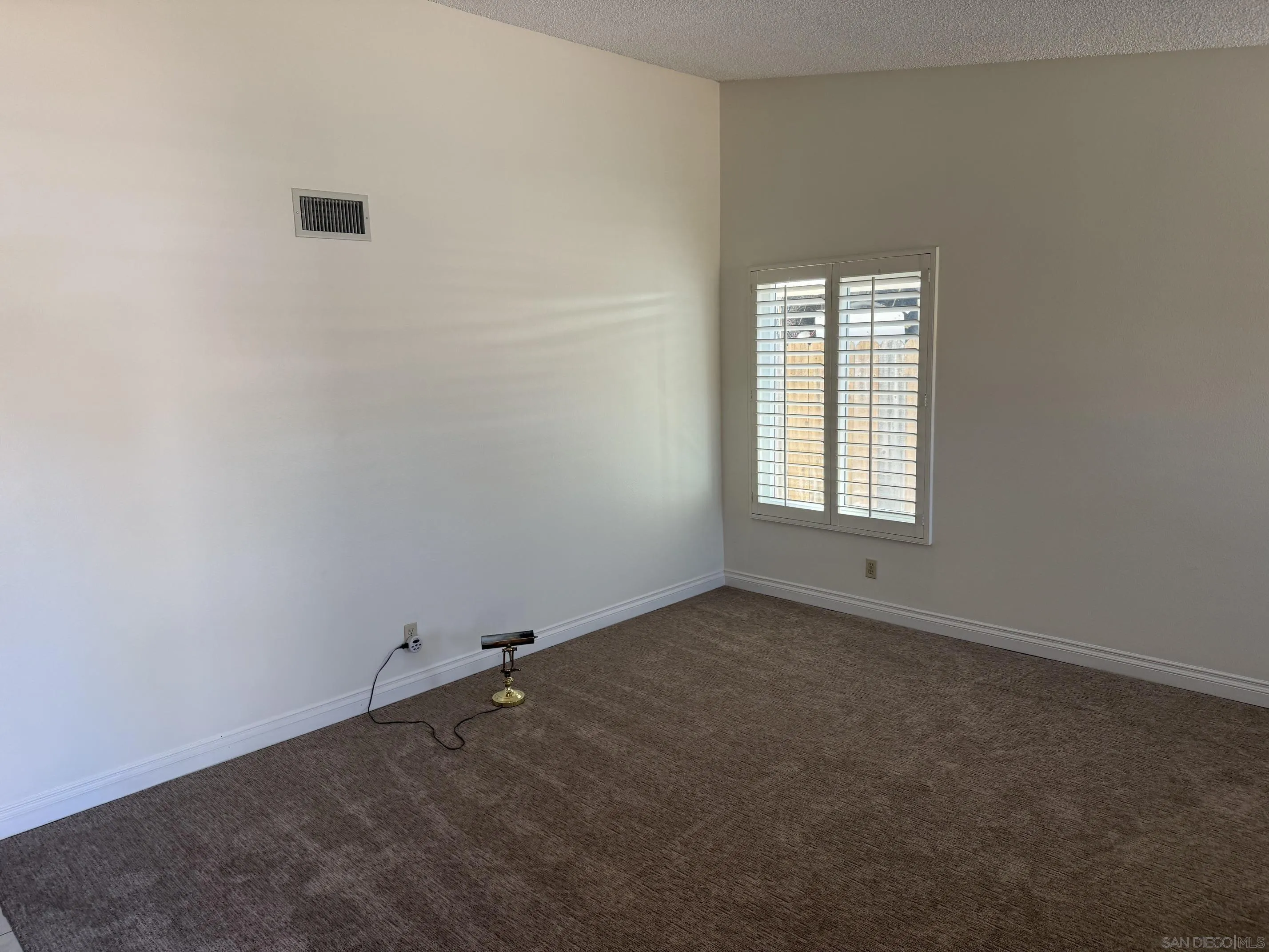 13385 Via Stephen Poway, CA 92064 - Photo 4 of 15