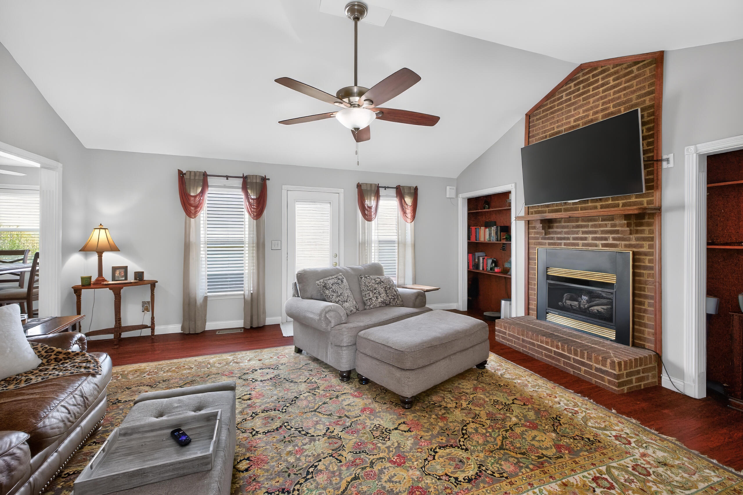 3886 Jackson Ferry Road Winchester, KY 40391 - Photo 5 of 36 105