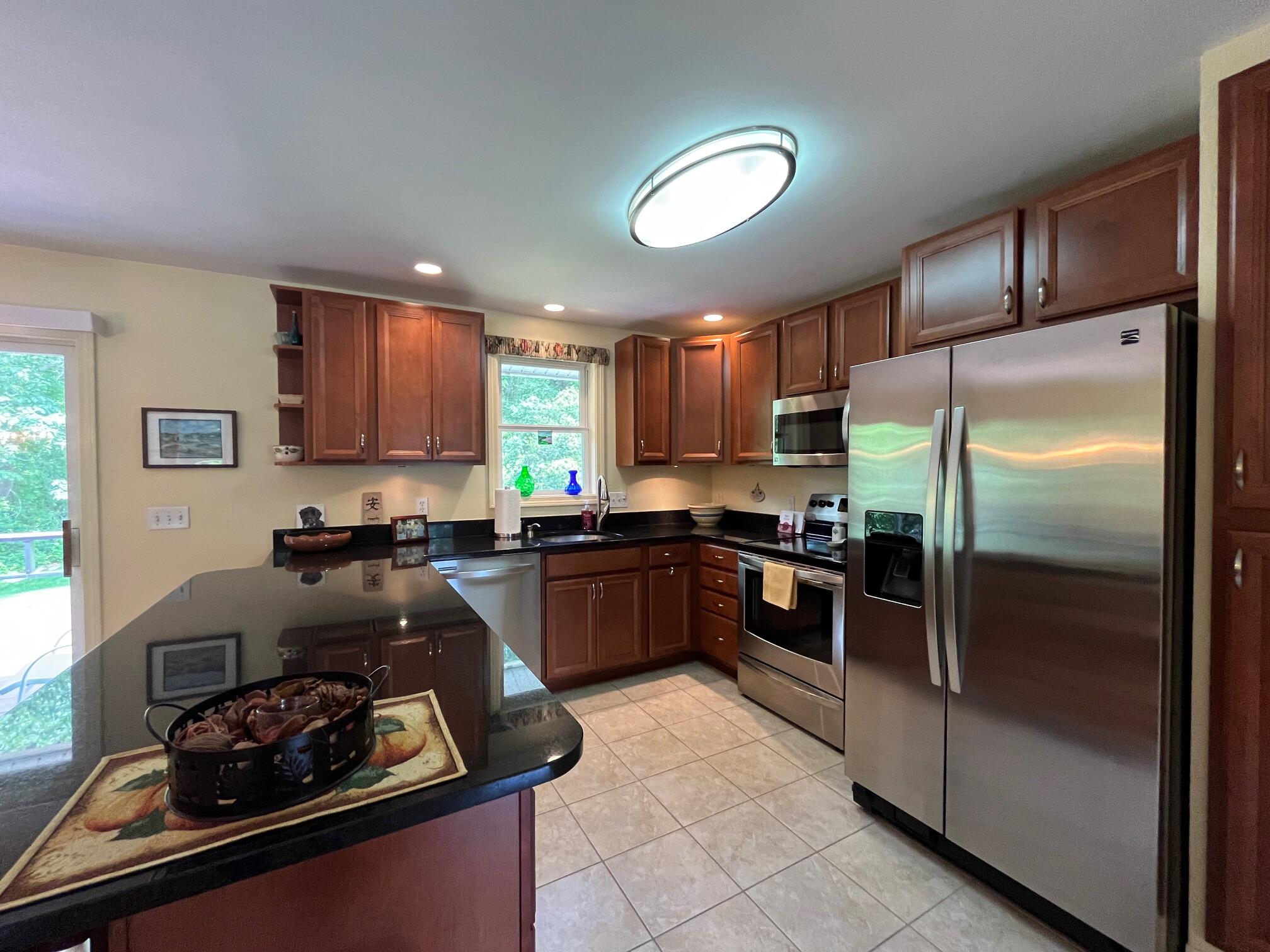 339 Haley Road Kittery Point, ME 03905 - Photo 6 of 24 IMG_1658