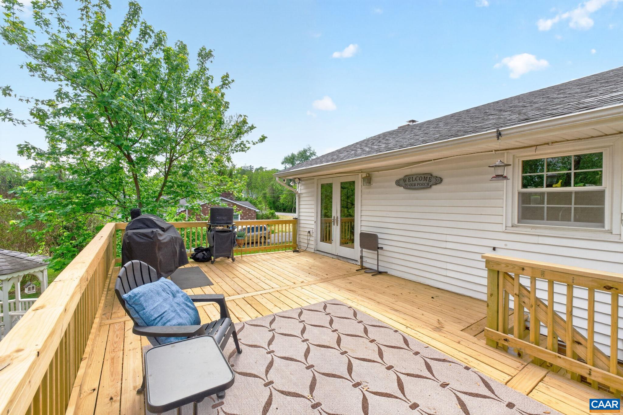 2520 Huntington Road Charlottesville, VA 22901 - Photo 17 of 39 Out to the new deck