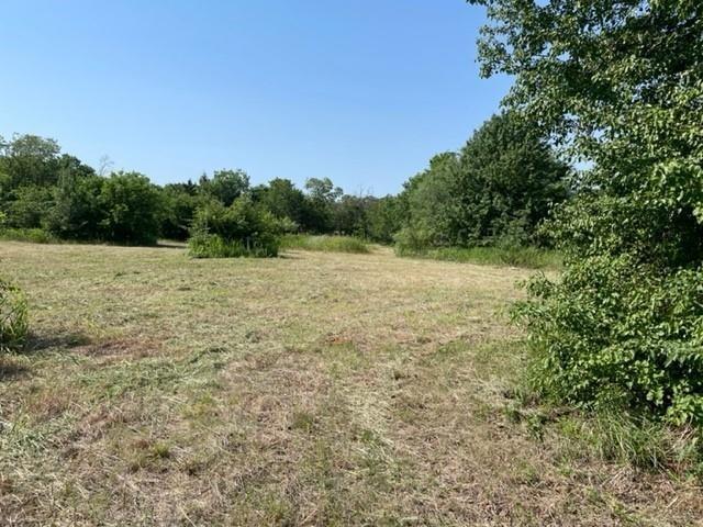 2809 Turner Warnell Road Arlington, TX 76001 - Photo 16 of 26 a view of an outdoor space and a yard