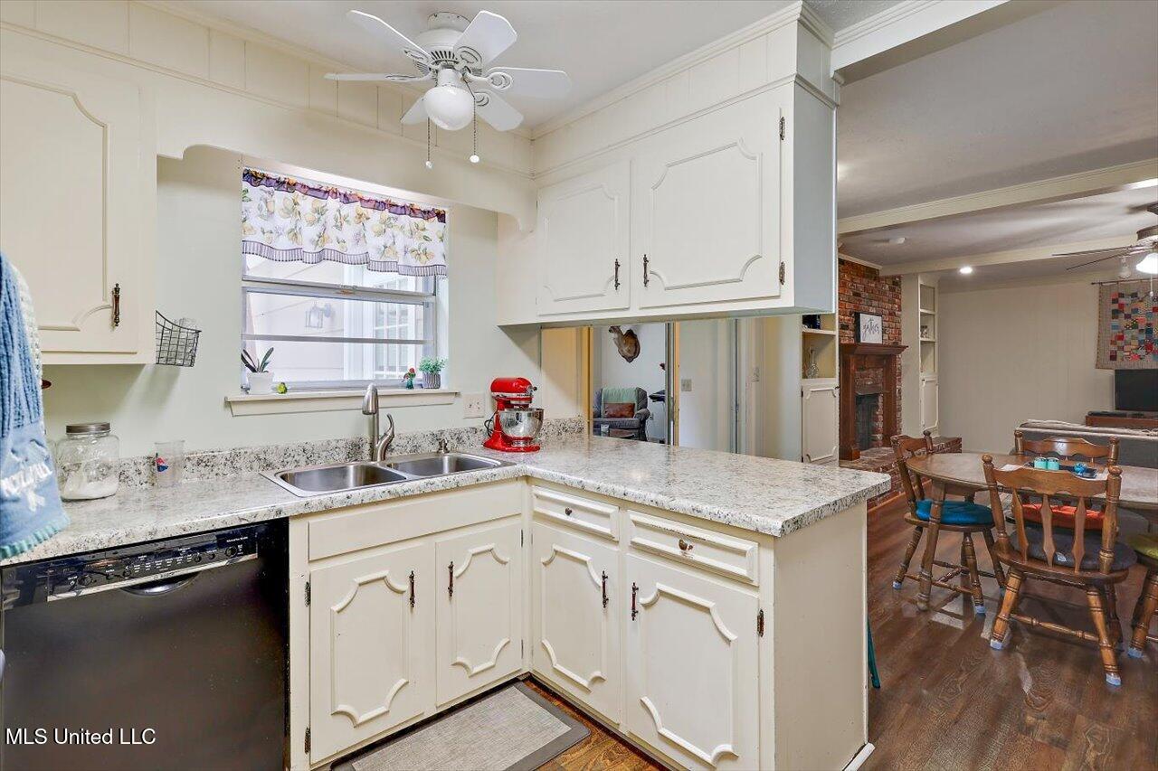 1421 Huntcliff Way Clinton, MS 39056 - Photo 14 of 42 14-1421 Huntcliff Way