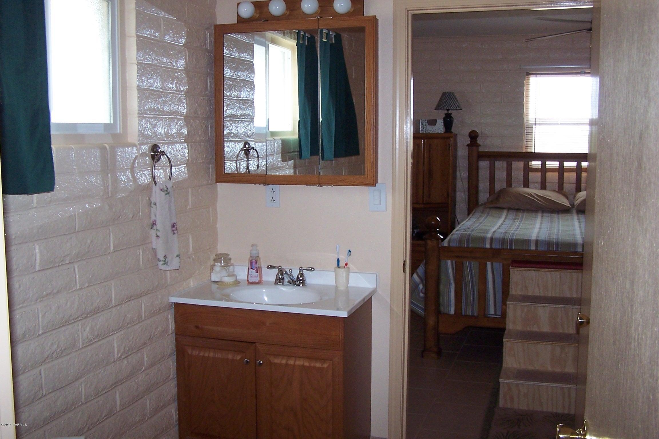 8405 South Anderson Road Willcox, AZ 85643 - Photo 11 of 37