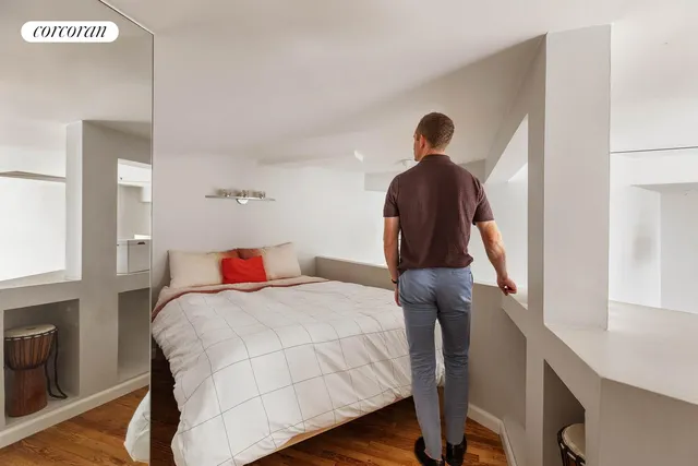 $799,000 | 77 Bleecker Street, Unit 816N | Greenwich Village