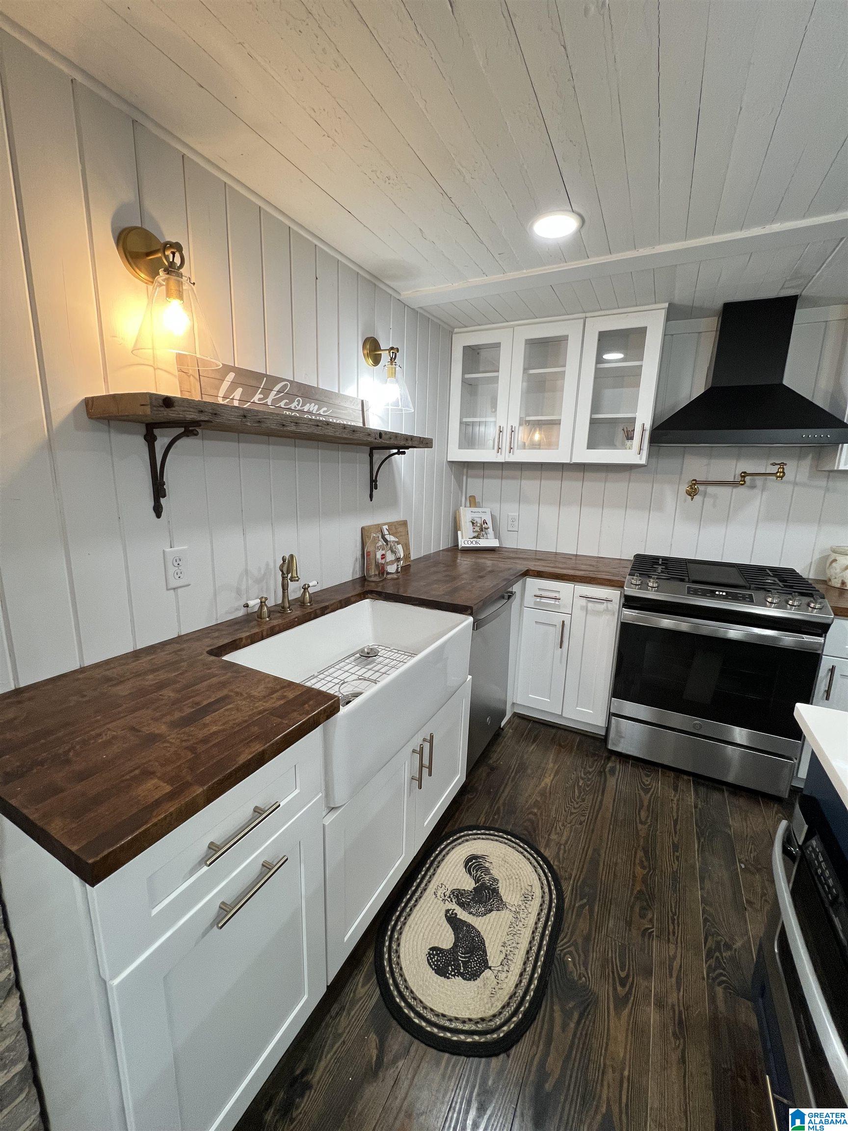 1021 Valley Road Oneonta, AL 35121 - Photo 2 of 50
