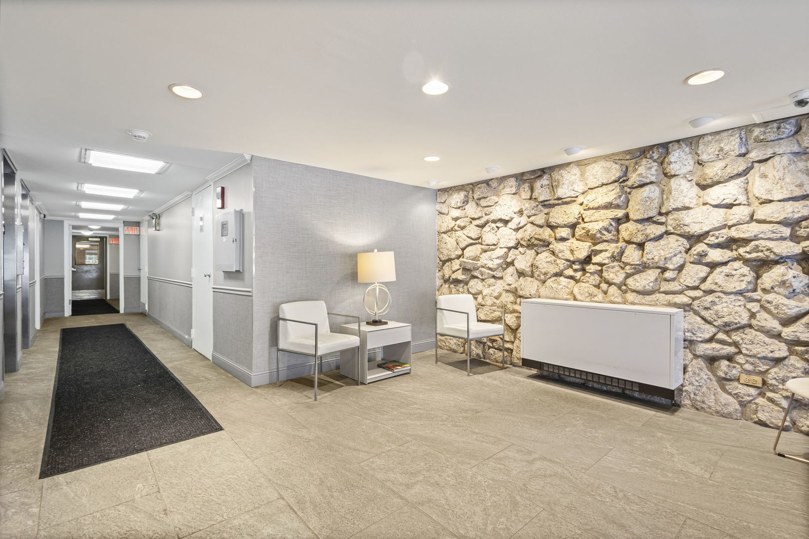 1567 Ridge Avenue, Unit 408 Evanston, IL 60201 - Photo 13 of 15