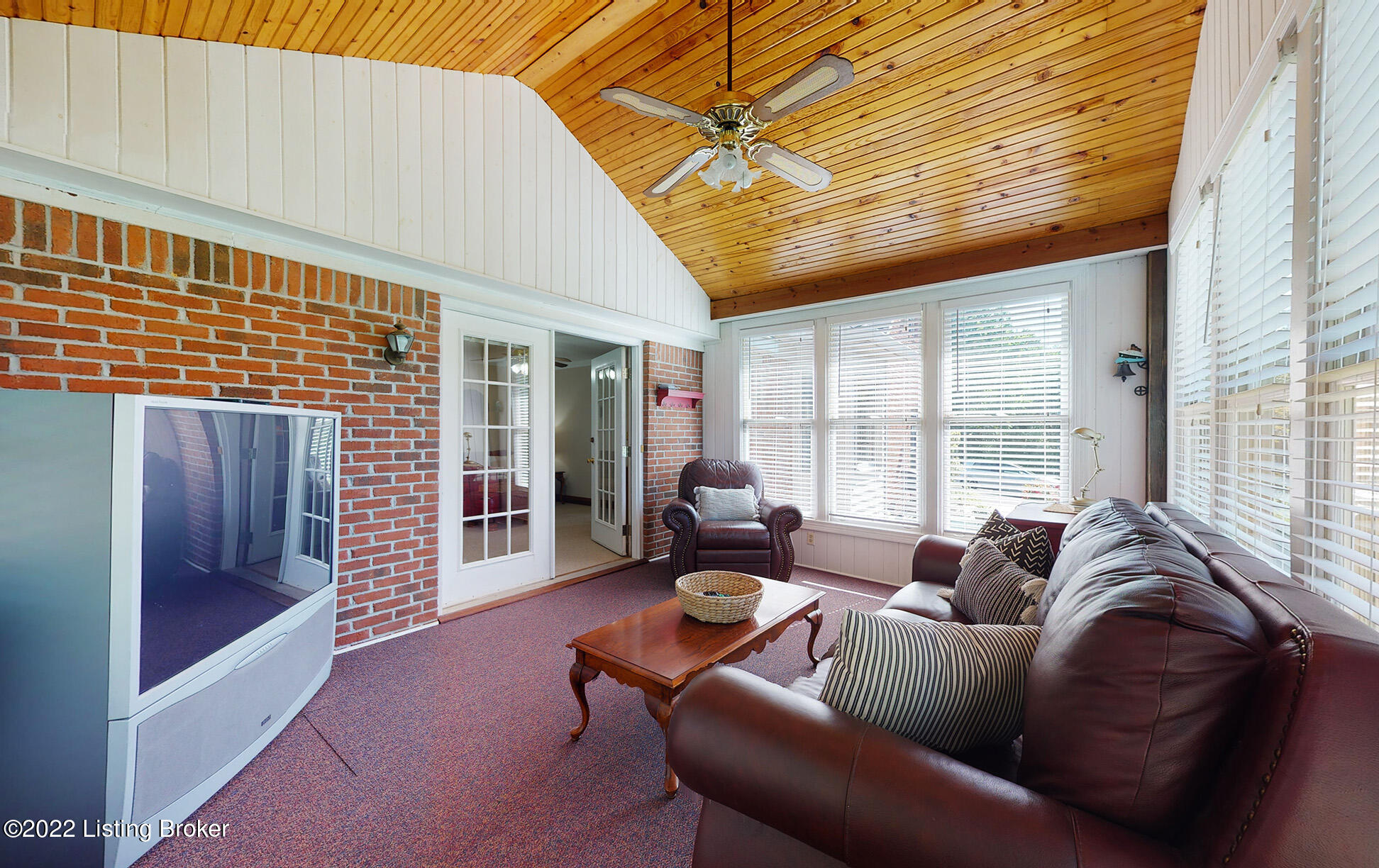 9216 Fairmount Road Louisville, KY 40291 - Photo 37 of 121 9216-Fairmount-Rd_039