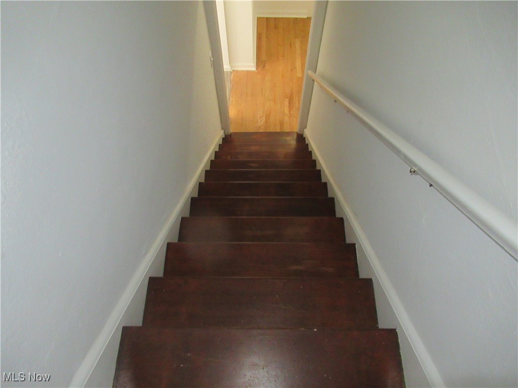 1397 Sunset Road Cleveland, OH 44124 - Photo 25 of 32 Staircase with wood finished floors