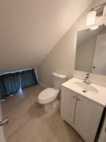 $4,200 | 12 Elves Lane, Levittown, NY 11756