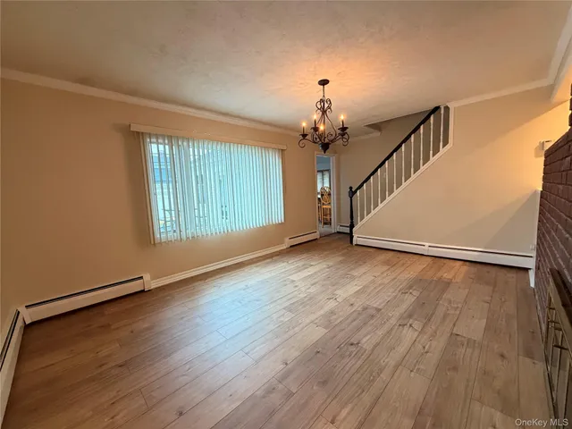 $4,200 | 12 Elves Lane, Levittown, NY 11756