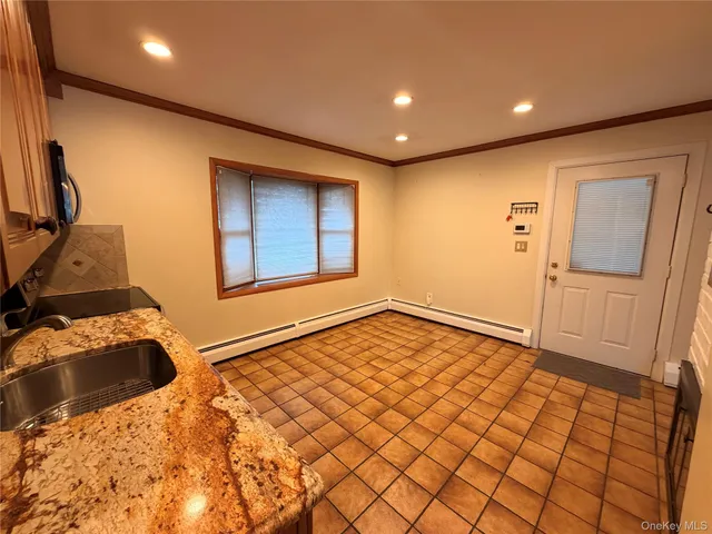 $4,200 | 12 Elves Lane, Levittown, NY 11756