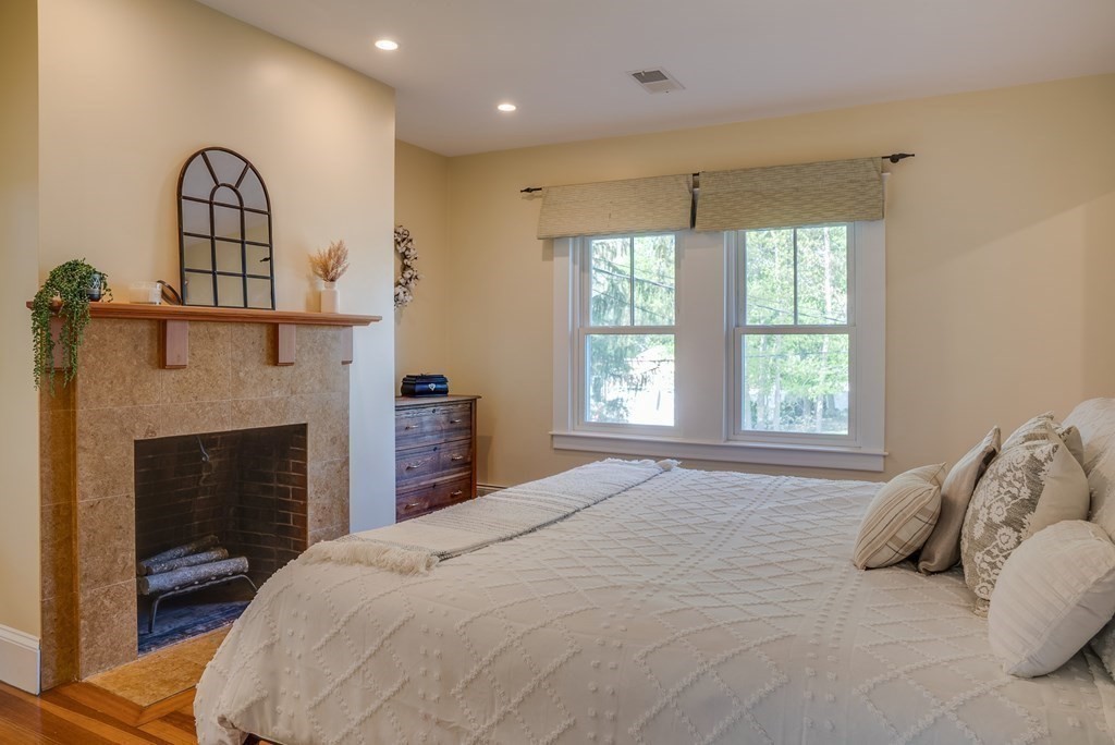 62 Fletcher Road Bedford, MA 01730 - Photo 18 of 42 Gallery Image 18