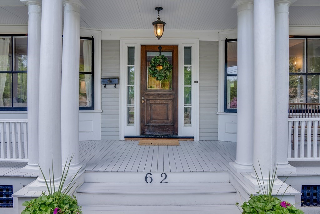 62 Fletcher Road Bedford, MA 01730 - Photo 3 of 42 Gallery Image 3