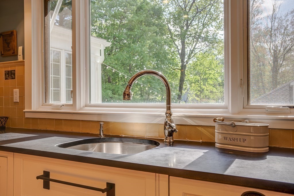 62 Fletcher Road Bedford, MA 01730 - Photo 6 of 42 Gallery Image 6