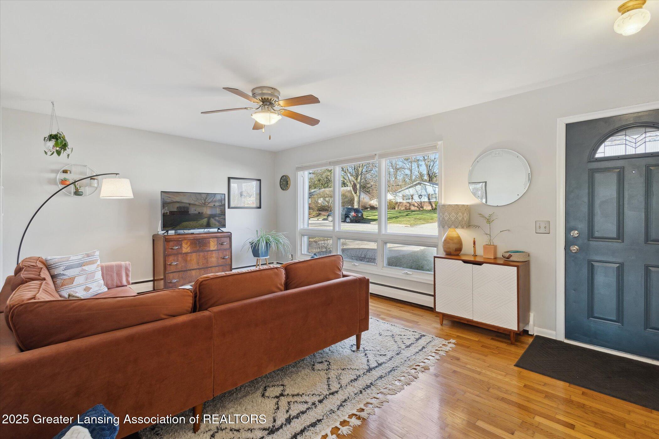 954 Delridge Road East Lansing, MI 48823 - Photo 7 of 36 08-954-Delridge-Rd-East-Lansing-MI-48823