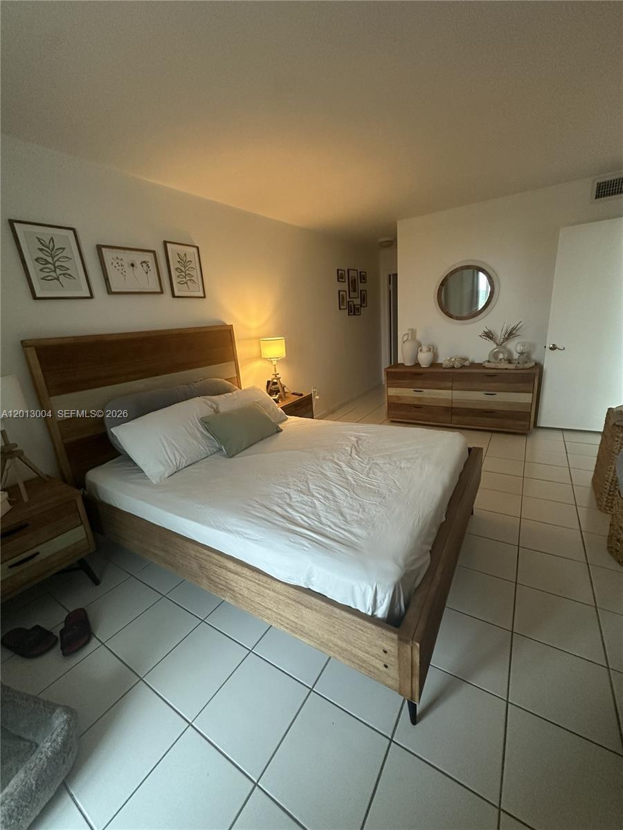 8233 Harding Avenue, Unit 503 Miami Beach, FL 33141 - Photo 11 of 20