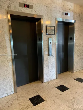 $2,200 | 8233 Harding Avenue, Unit 503, Miami Beach, FL 33141