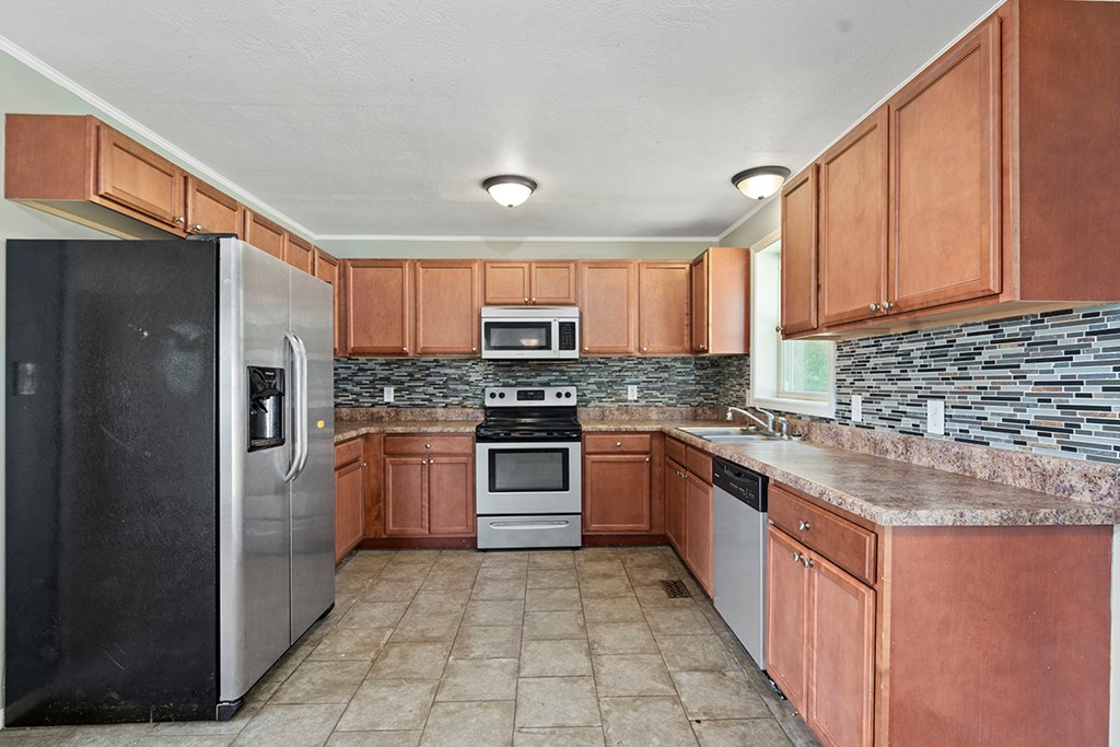 6114 Kinard Road Ninety Six, SC 29666 - Photo 10 of 17 Gallery Image 10