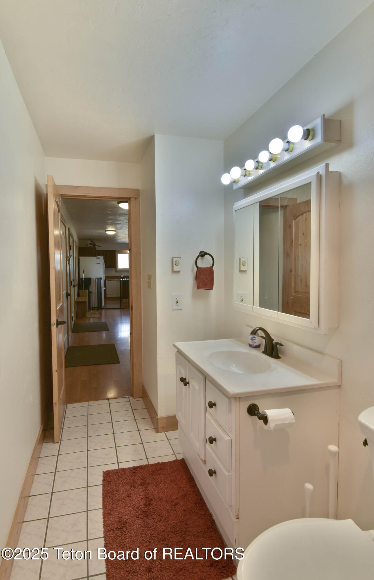 1013 3rd Street Marbleton, WY 83113 - Photo 17 of 71 UpstairsBathroom-2