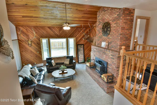 $484,500 | 1013 3rd Street, Marbleton, WY 83113