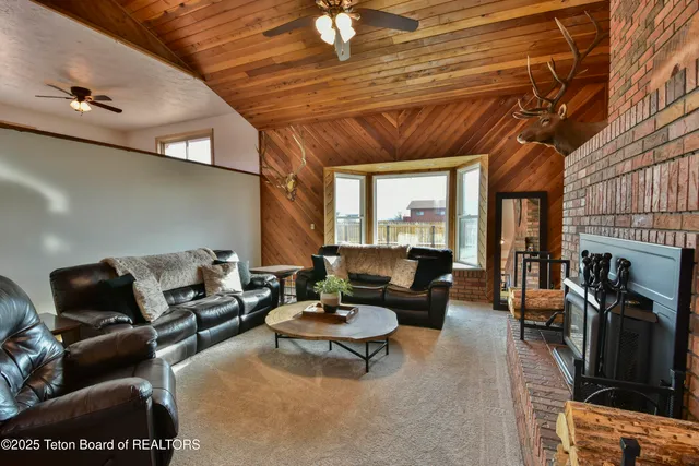 $484,500 | 1013 3rd Street, Marbleton, WY 83113