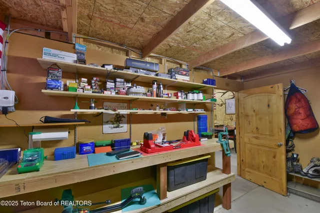 $484,500 | 1013 3rd Street, Marbleton, WY 83113