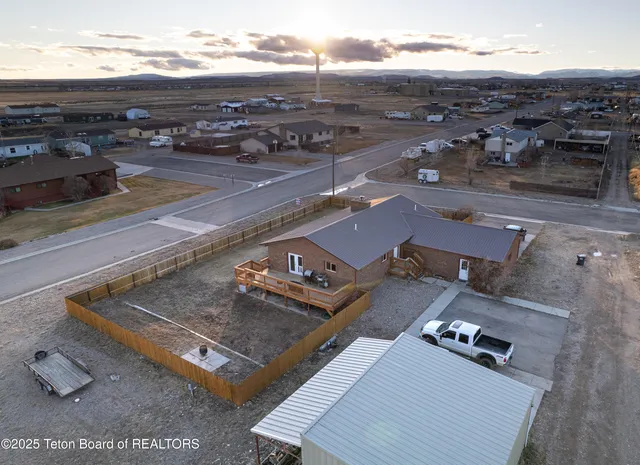 $484,500 | 1013 3rd Street, Marbleton, WY 83113