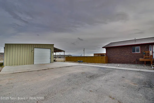 $484,500 | 1013 3rd Street, Marbleton, WY 83113