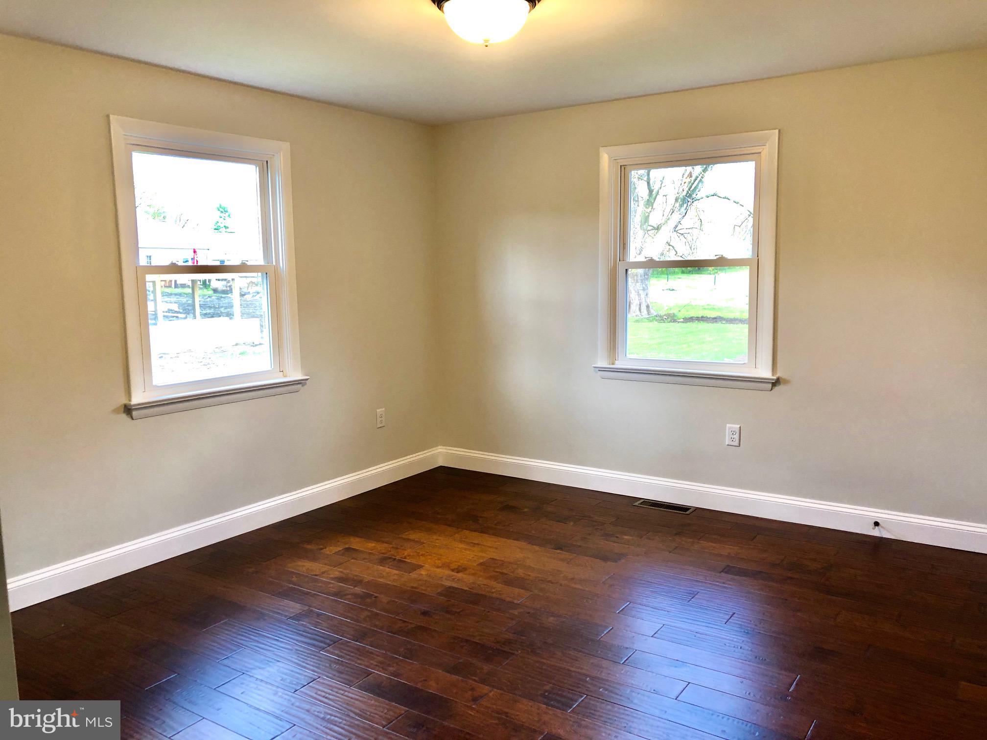 151 Buckwalter Road Lancaster, PA 17602 - Photo 26 of 64 First Floor Master