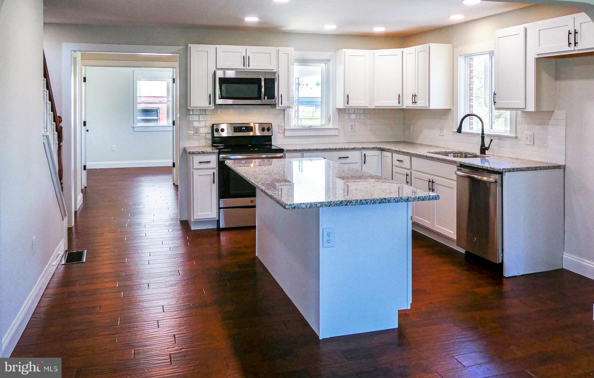 151 Buckwalter Road Lancaster, PA 17602 - Photo 9 of 64 Kitchen