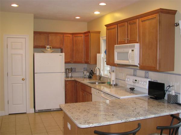 53 Knowlton Circle, Unit 53 Upton, MA 01568 - Photo 2 of 21