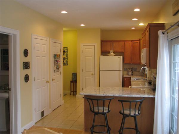 53 Knowlton Circle, Unit 53 Upton, MA 01568 - Photo 4 of 21