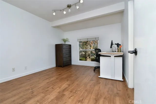 $685,000 | 805 East Acacia Avenue, Unit F, Glendale, CA 91205