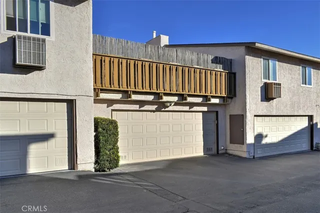 $685,000 | 805 East Acacia Avenue, Unit F, Glendale, CA 91205