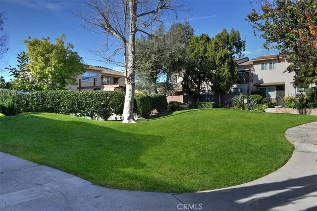 $685,000 | 805 East Acacia Avenue, Unit F, Glendale, CA 91205