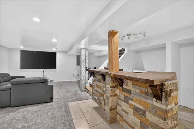 $364,900 | 4030 Gatewood Drive, Jackson, MI 49203