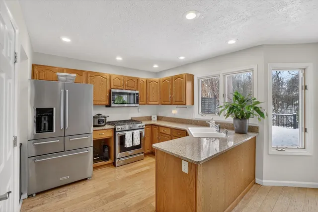 $364,900 | 4030 Gatewood Drive, Jackson, MI 49203