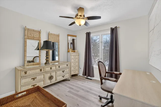 $364,900 | 4030 Gatewood Drive, Jackson, MI 49203