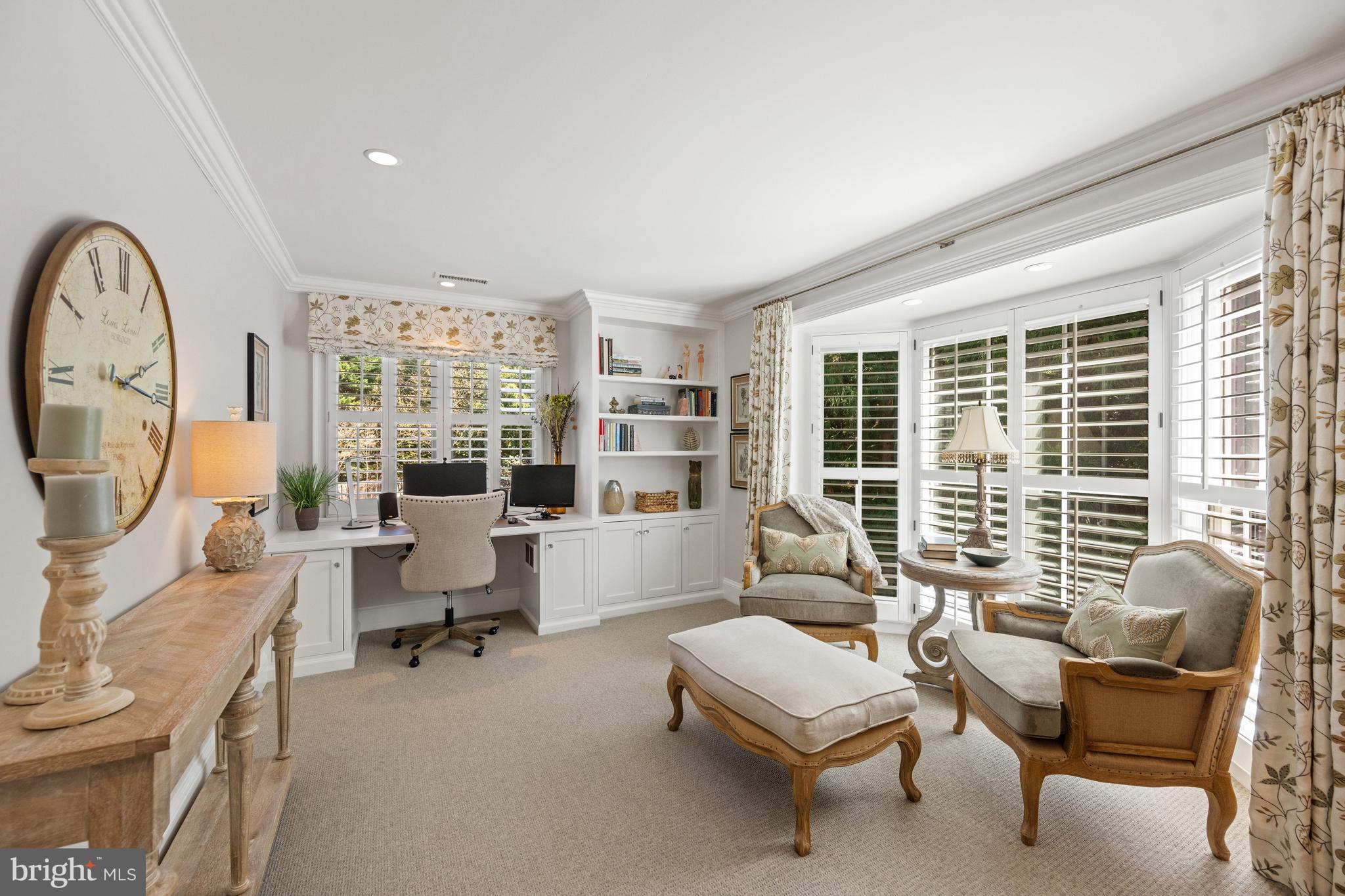 1105 Harvey Road McLean, VA 22101 - Photo 29 of 48 Sitting Room