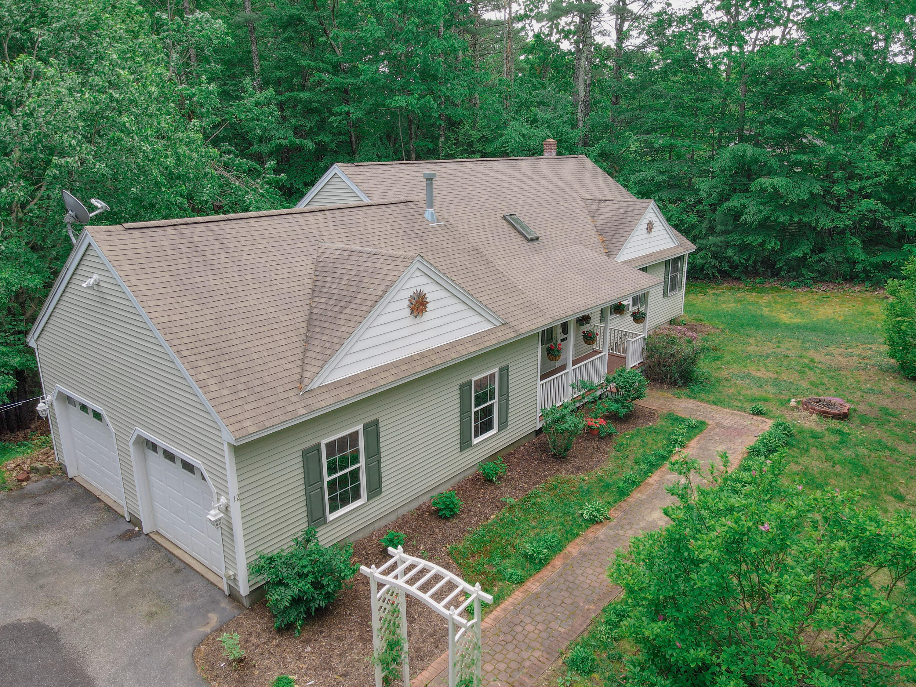 12 Doe Mdw Lane Springvale, ME 04083 - Photo 1 of 43 Front