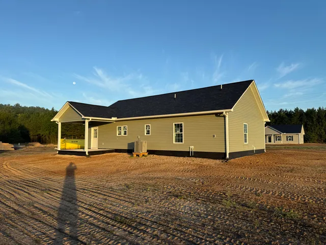 $316,900 | 472 Reeves Farm Road, St. George, SC 29477