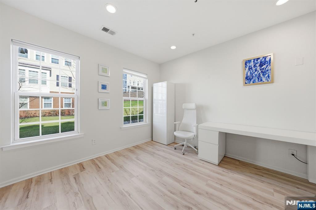 69 Truman Drive Wood-Ridge, NJ 07075 - Photo 14 of 48