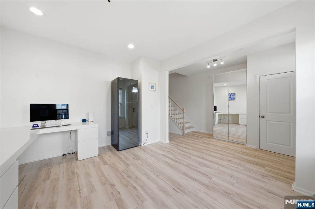 69 Truman Drive Wood-Ridge, NJ 07075 - Photo 16 of 48