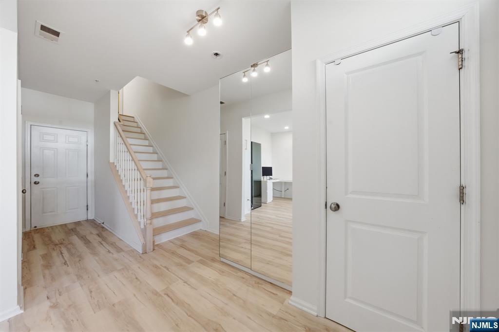 69 Truman Drive Wood-Ridge, NJ 07075 - Photo 17 of 48