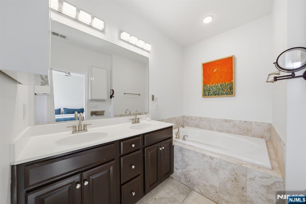 69 Truman Drive Wood-Ridge, NJ 07075 - Photo 26 of 48