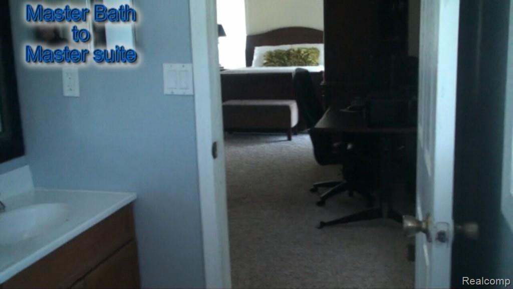 2136 Granger Road Oxford, MI 48371 - Photo 63 of 95 Master bath - 9' x 6' - Easy to clean!