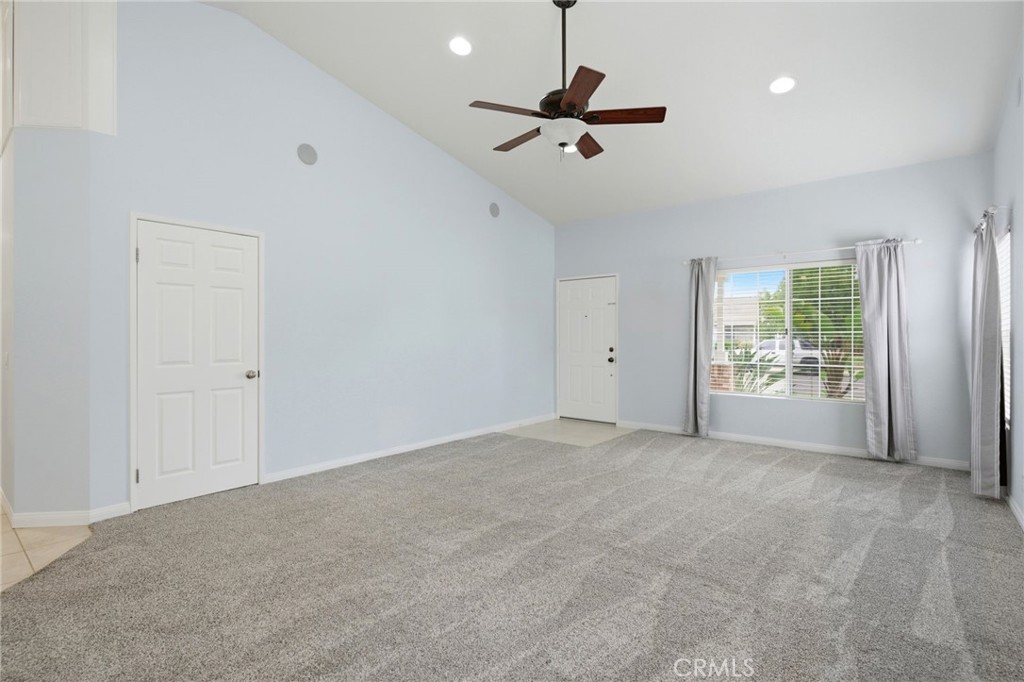 20163 Mapleleaf Court Wildomar, CA 92595 - Photo 8 of 35